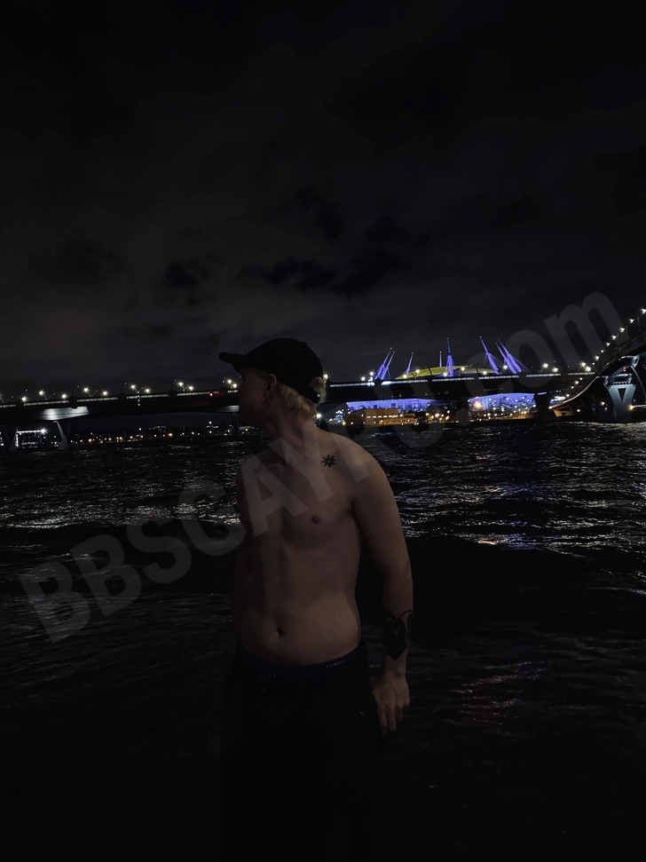 Skype и виртуальный секс Москва: NikitaPillss 23 лет (уни) 6